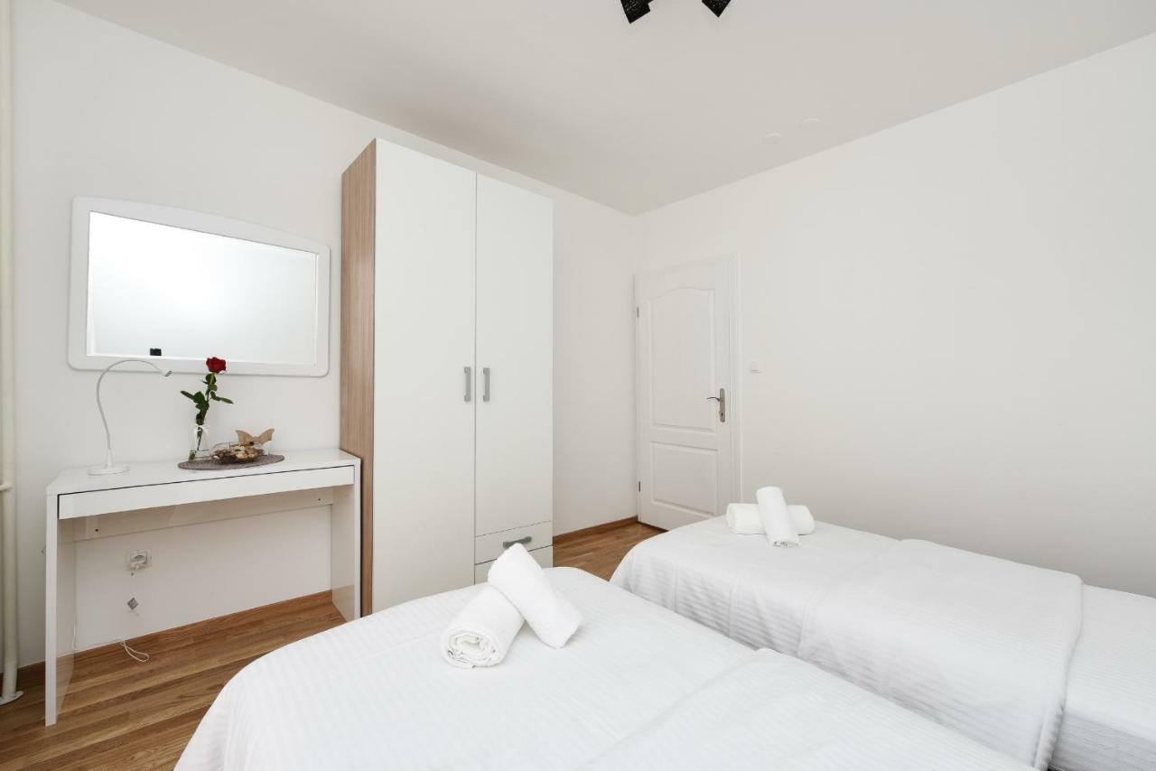 July Apartment Задар Екстериор снимка